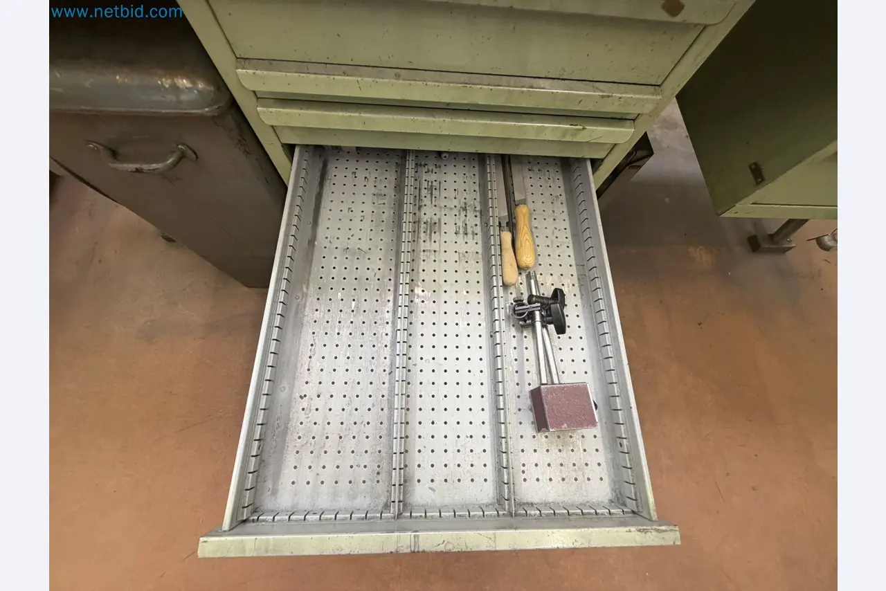 Zaprtje ateljeja Amiet: švicarska kakovost pri proizvodnji ključavnic za torbe
-26