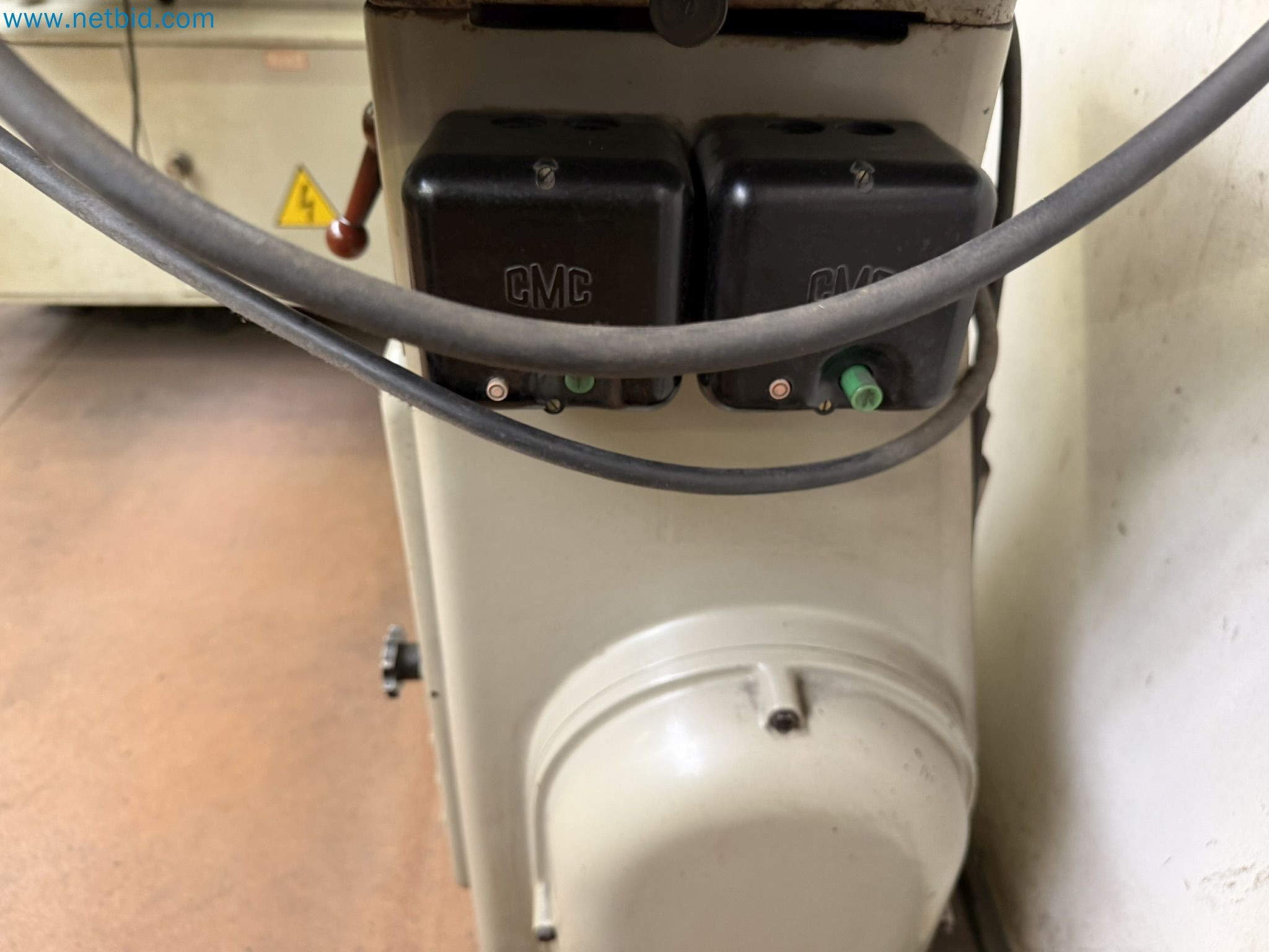 Zaprtje ateljeja Amiet: švicarska kakovost pri proizvodnji ključavnic za torbe
-5