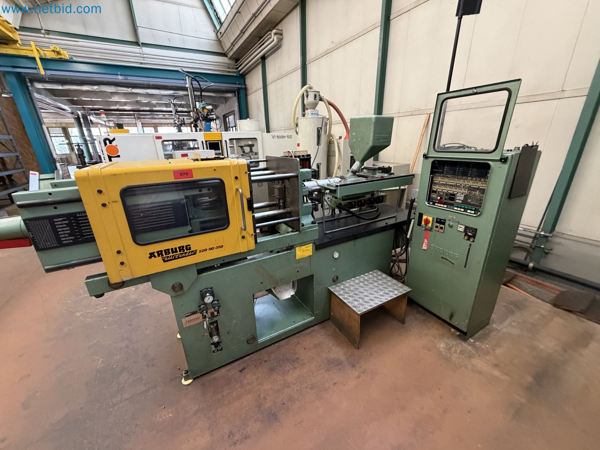 Closure of the Amiet Workshop: Swiss quality in bag lock manufacturing
-1