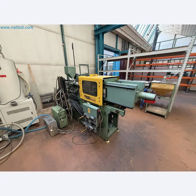 Closure of the Amiet Workshop: Swiss quality in bag lock manufacturing
-3
