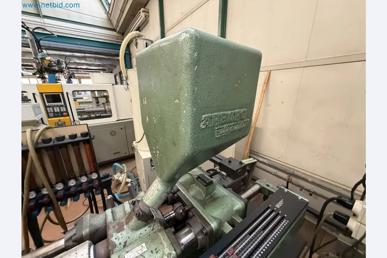 Closure of the Amiet Workshop: Swiss quality in bag lock manufacturing
-6