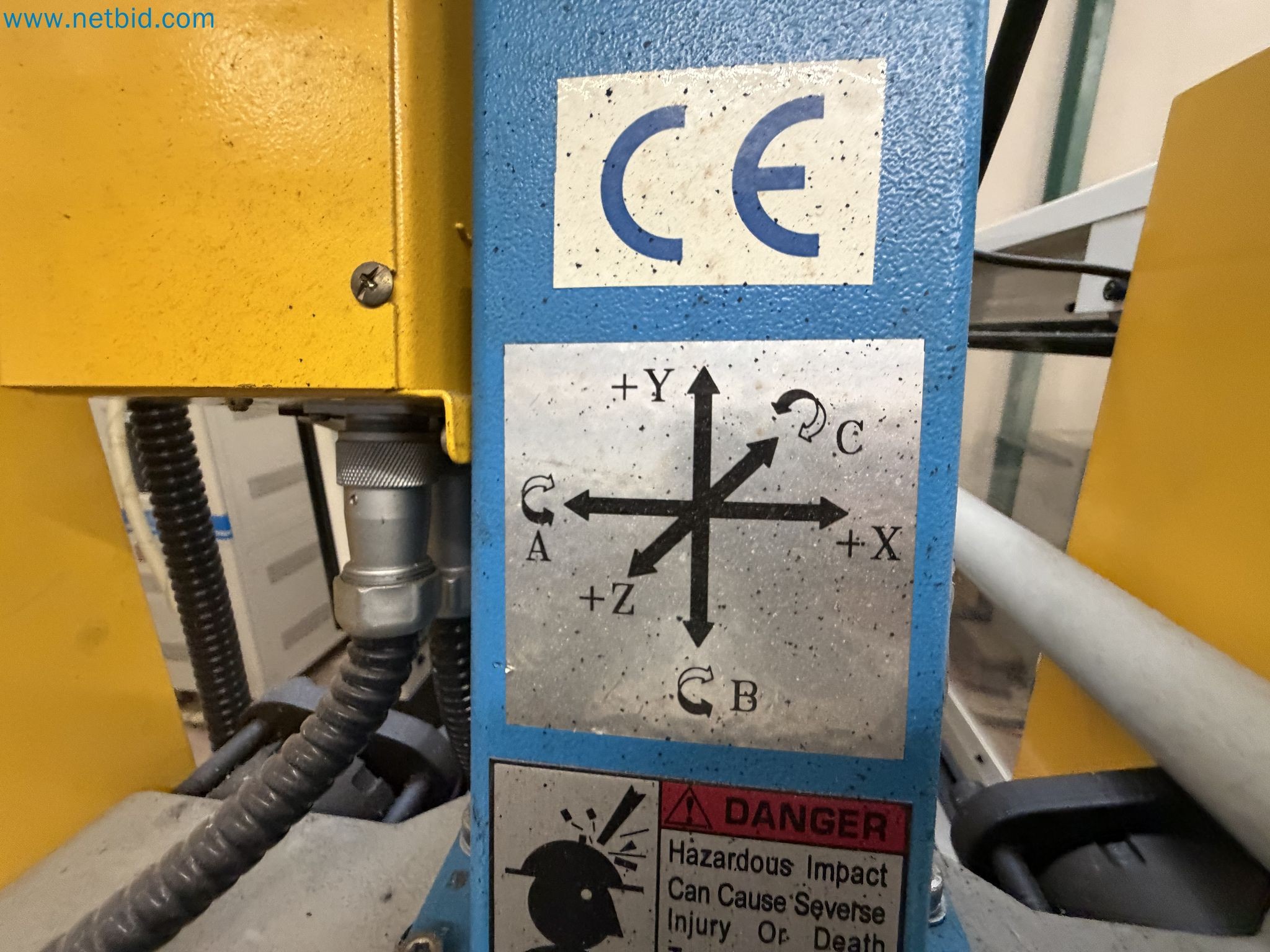 Closure of the Amiet Workshop: Swiss quality in bag lock manufacturing
-14