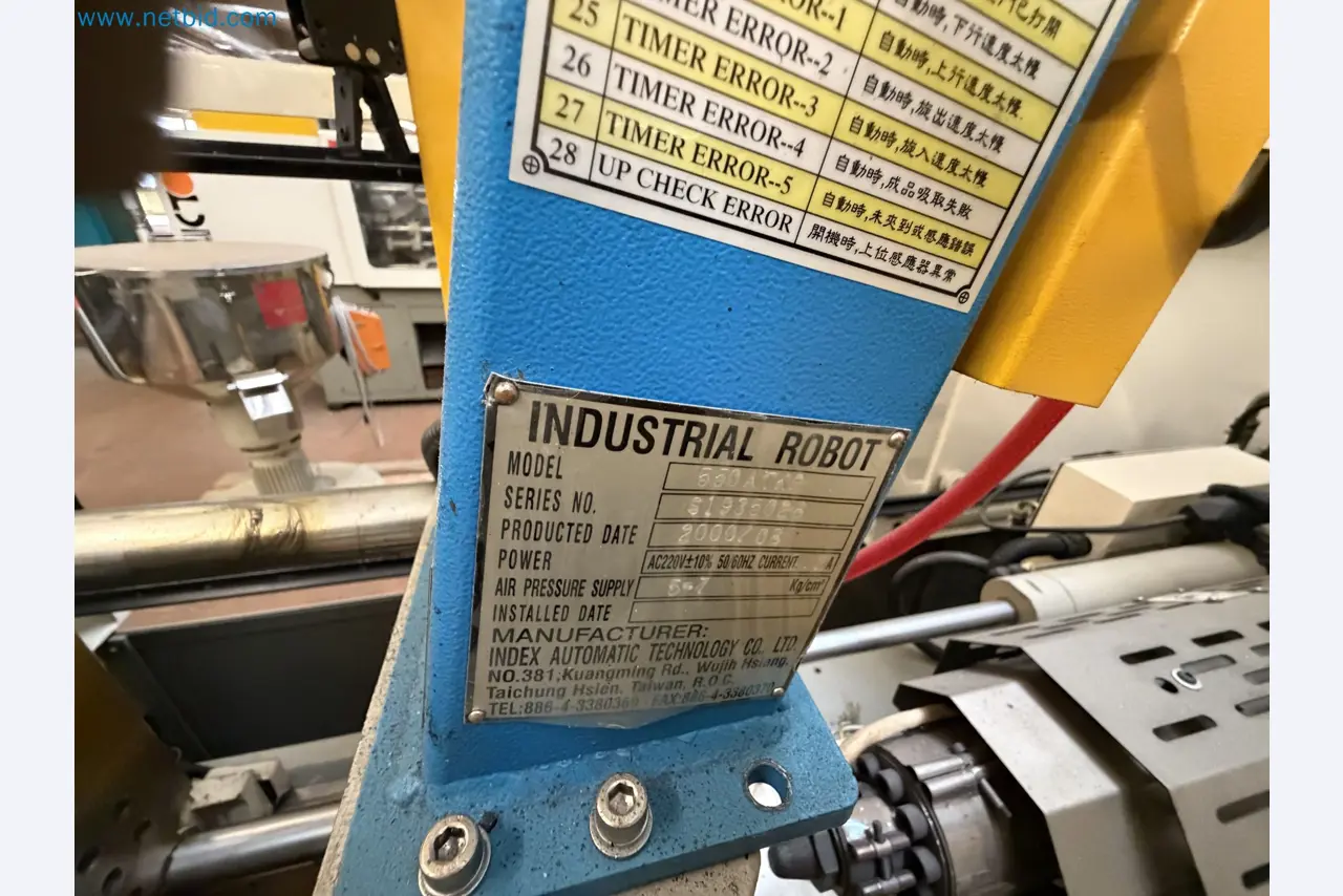 Closure of the Amiet Workshop: Swiss quality in bag lock manufacturing
-15