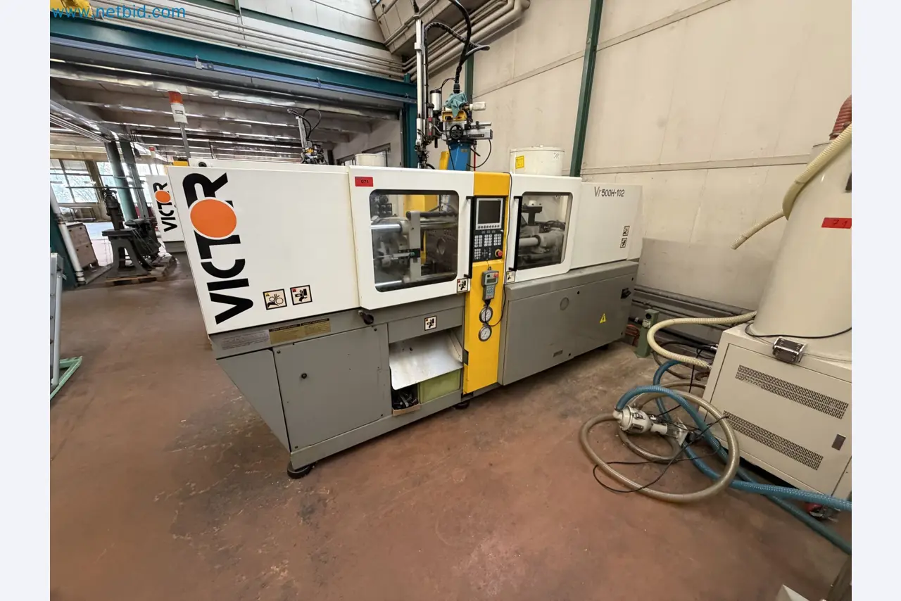 Closure of the Amiet Workshop: Swiss quality in bag lock manufacturing
-1