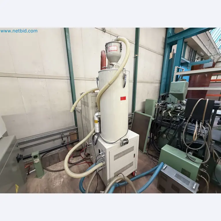 Closure of the Amiet Workshop: Swiss quality in bag lock manufacturing
-22