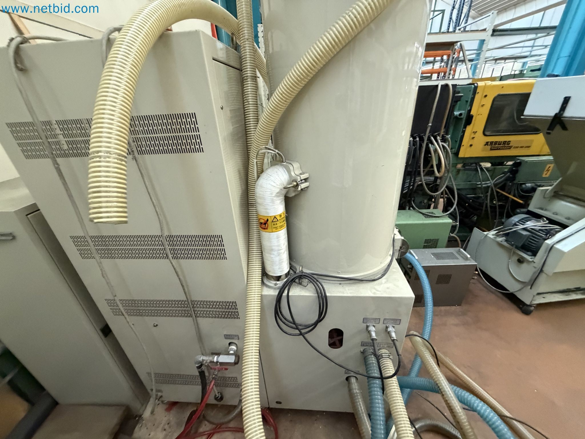 Closure of the Amiet Workshop: Swiss quality in bag lock manufacturing
-30