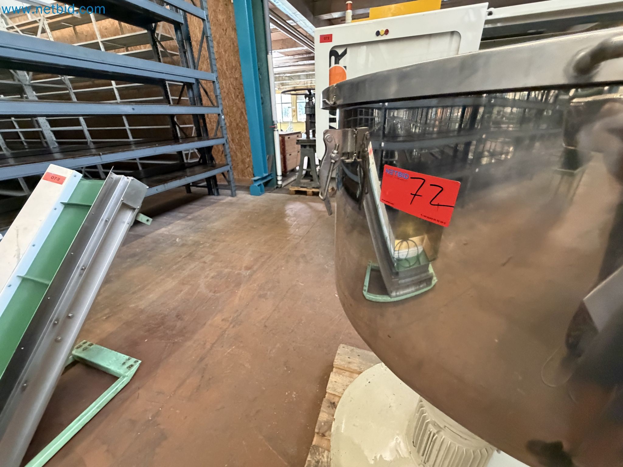 Closure of the Amiet Workshop: Swiss quality in bag lock manufacturing
-18