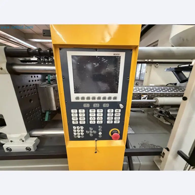 Closure of the Amiet Workshop: Swiss quality in bag lock manufacturing
-3