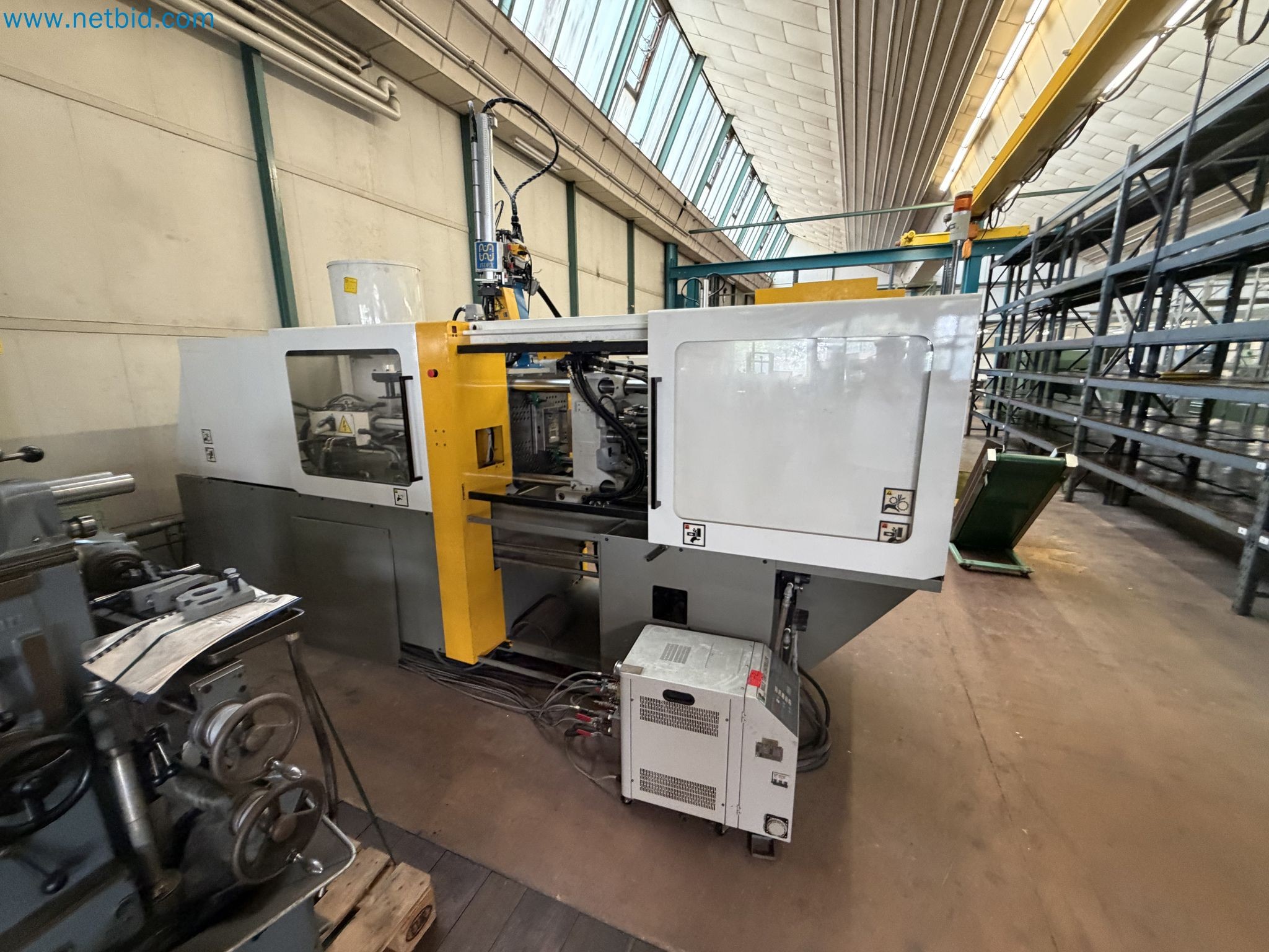 Closure of the Amiet Workshop: Swiss quality in bag lock manufacturing
-8