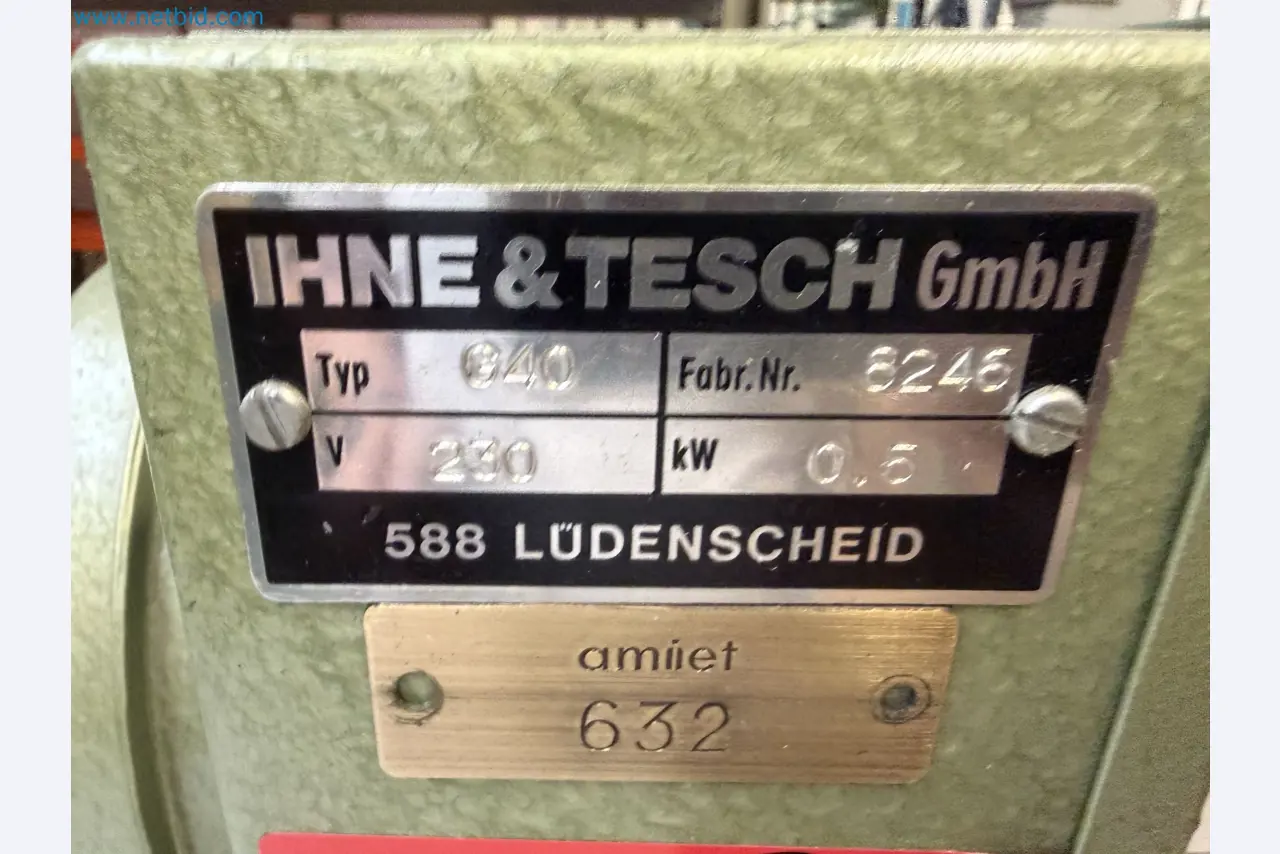 Closure of the Amiet Workshop: Swiss quality in bag lock manufacturing
-13