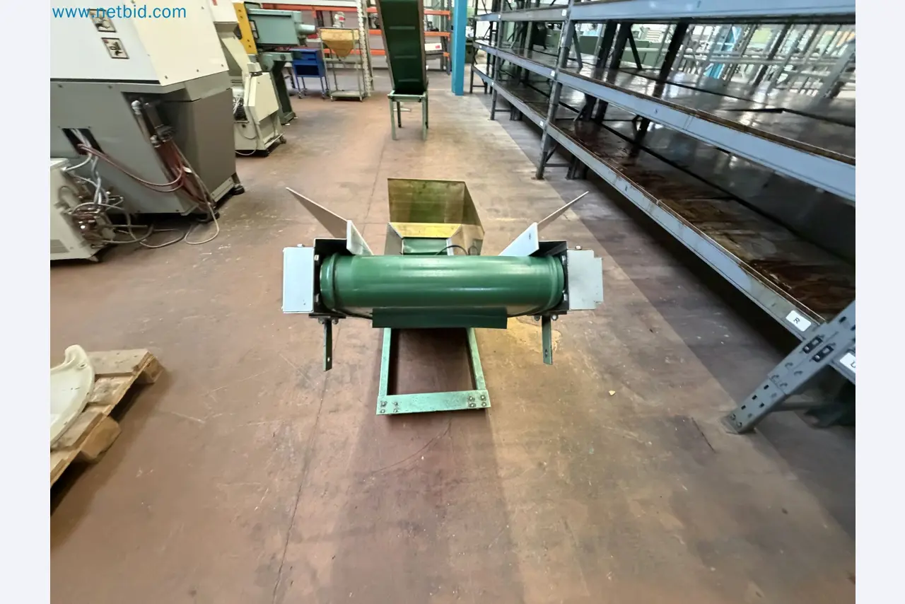 Closure of the Amiet Workshop: Swiss quality in bag lock manufacturing
-5