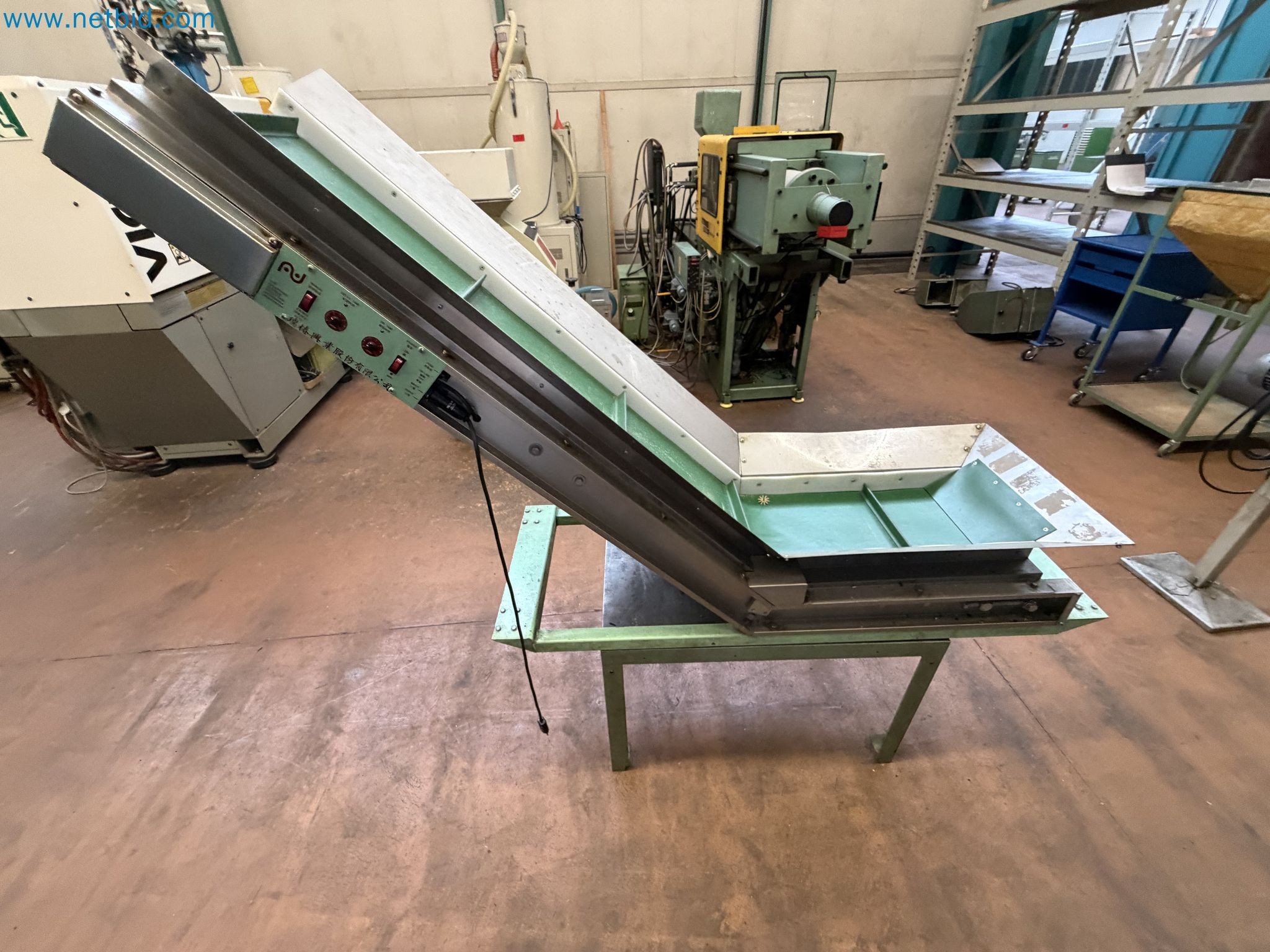 Closure of the Amiet Workshop: Swiss quality in bag lock manufacturing
-9