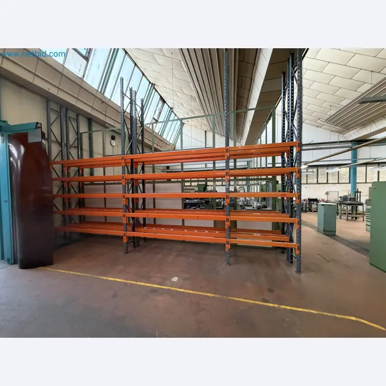 Closure of the Amiet Workshop: Swiss quality in bag lock manufacturing
-2