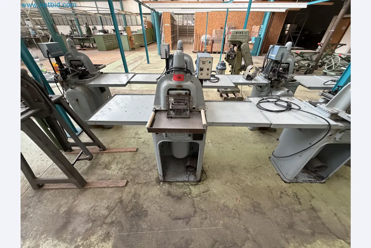 Closure of the Amiet Workshop: Swiss quality in bag lock manufacturing
-1