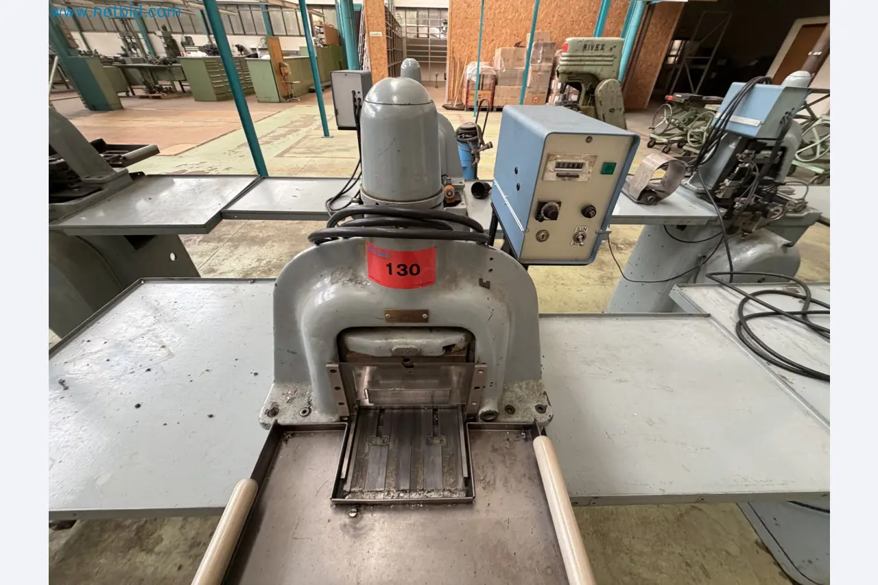 Closure of the Amiet Workshop: Swiss quality in bag lock manufacturing
-2