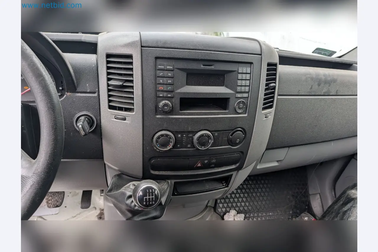 Used Vehicles from Company Liquidation-41