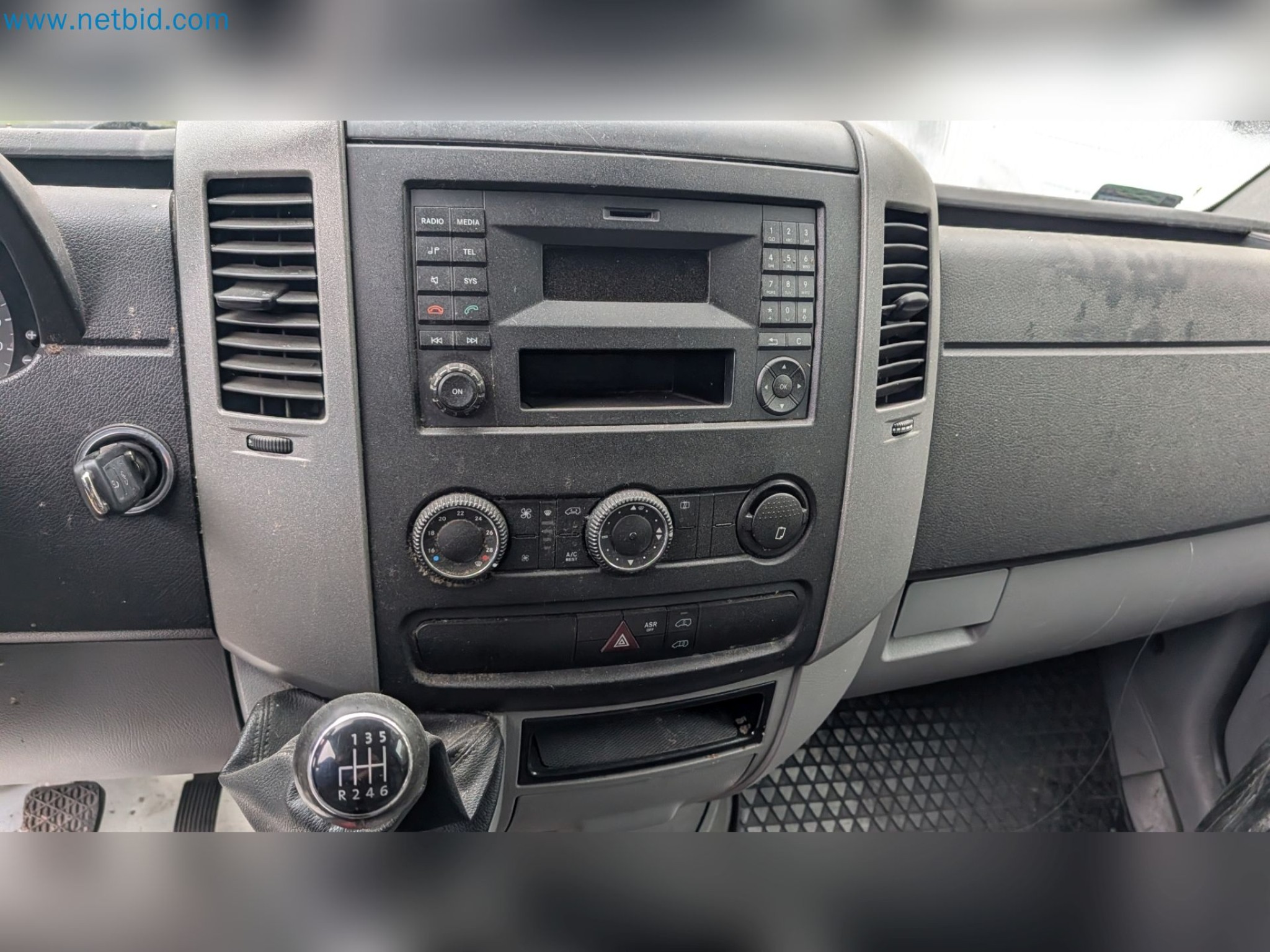 Used Vehicles from Company Liquidation-44