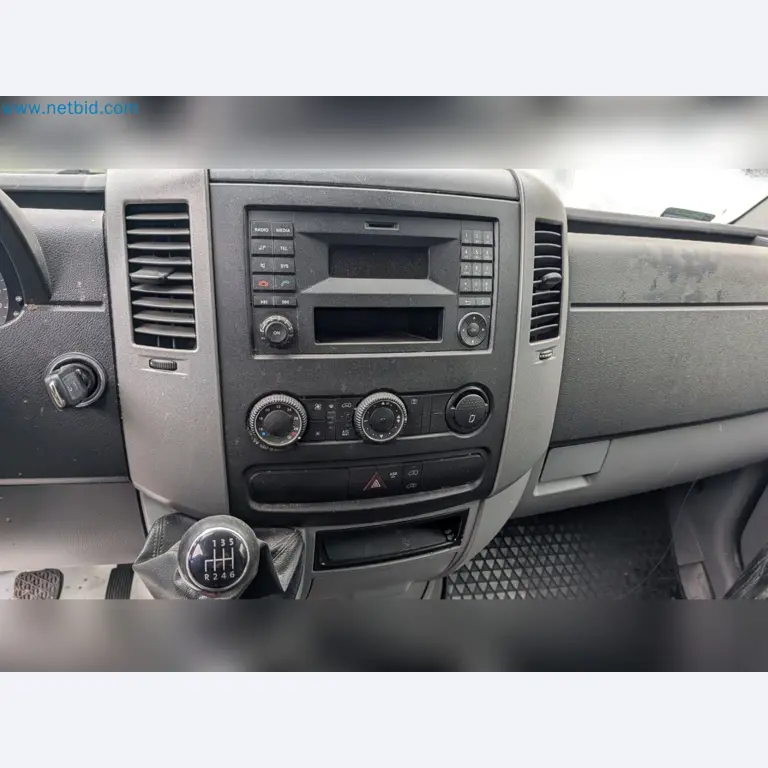 Used Vehicles from Company Liquidation-44