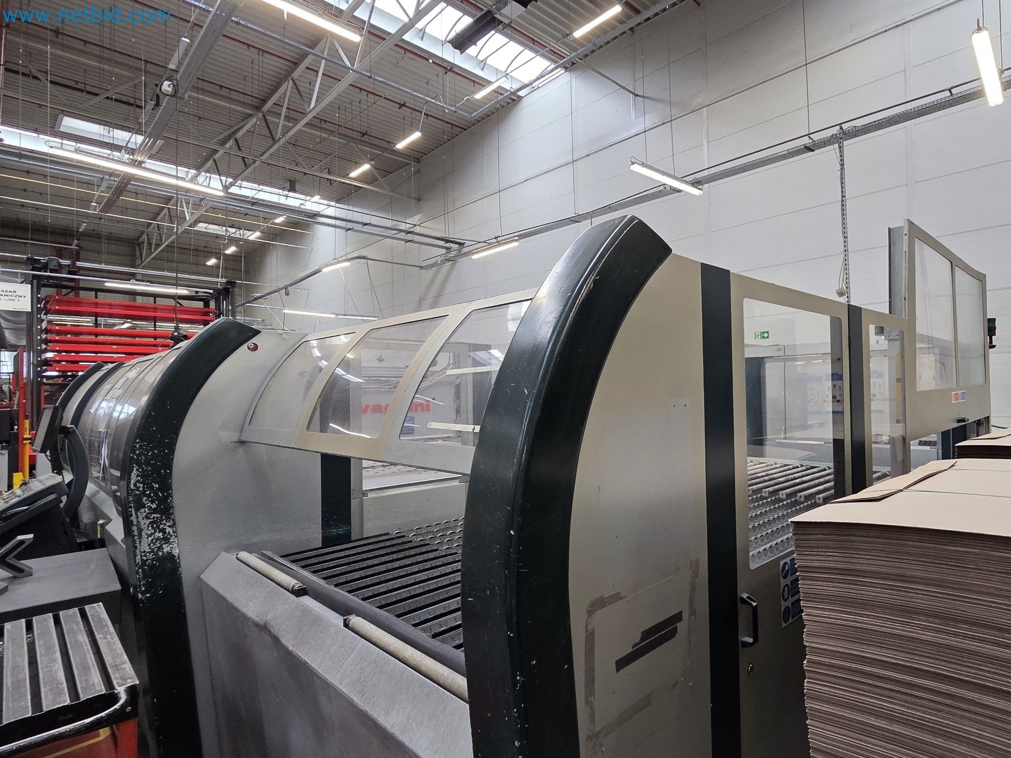 Automatic panel bending machine 
-11