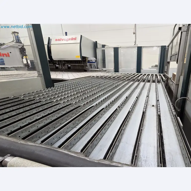 Automatic panel bending machine
-12