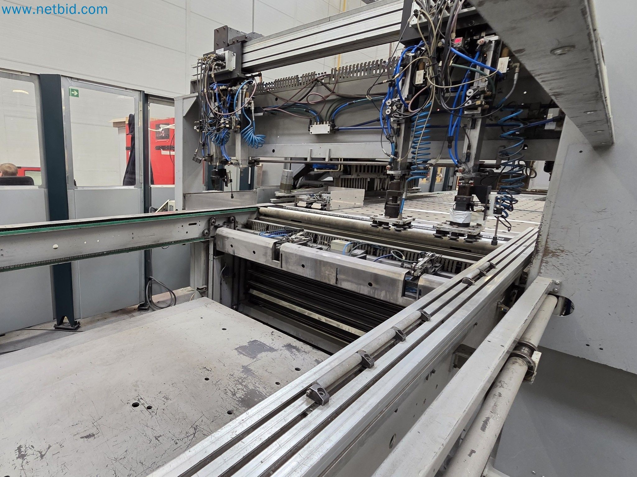 Automatic panel bending machine 
-17