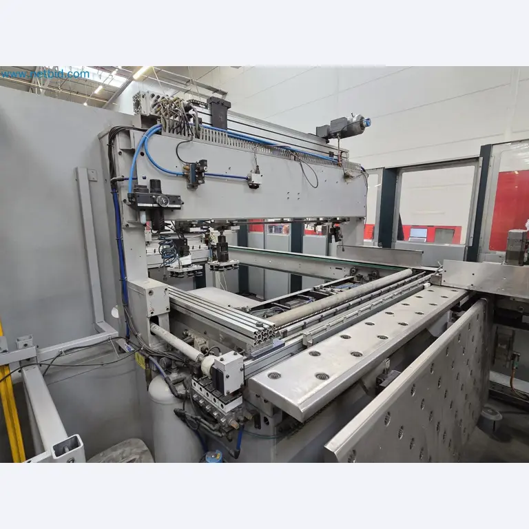 Automatic panel bending machine
-19