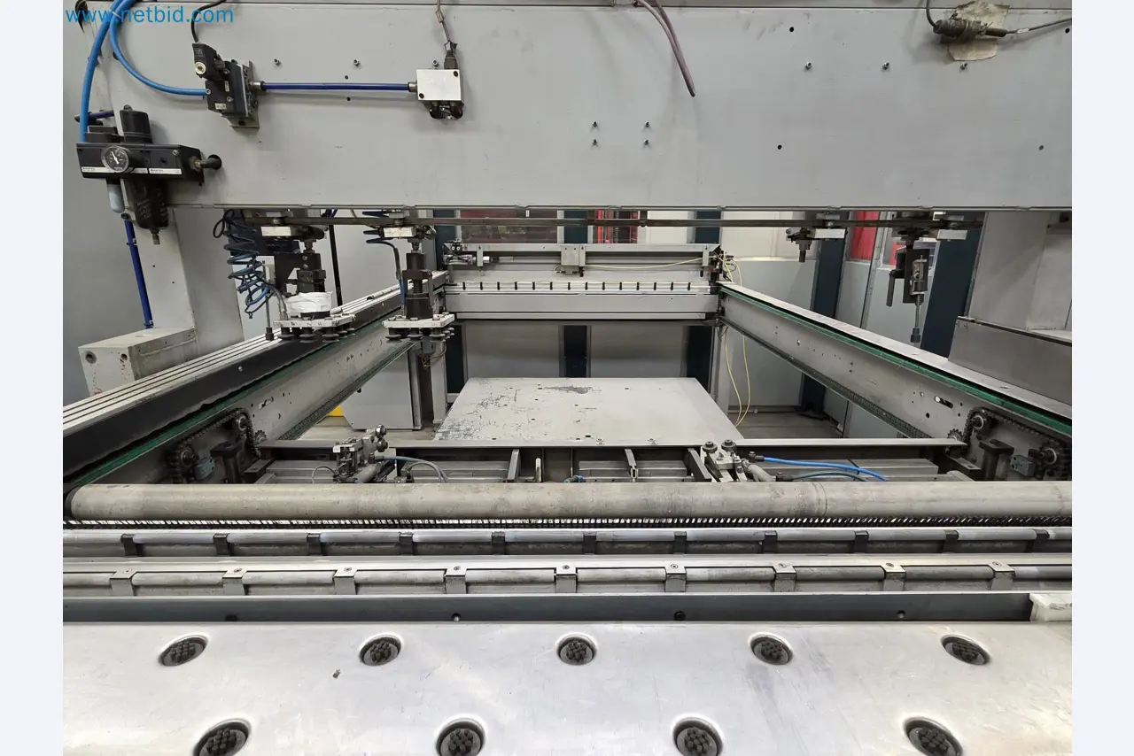 Automatic panel bending machine
-20