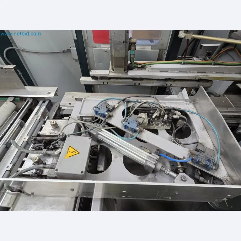 Automatic panel bending machine
-23
