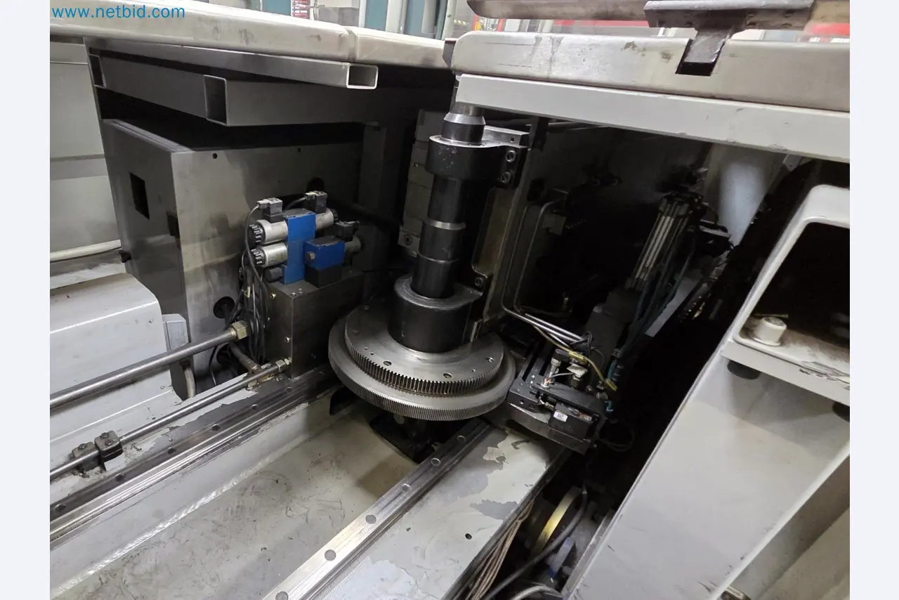Automatic panel bending machine
-37