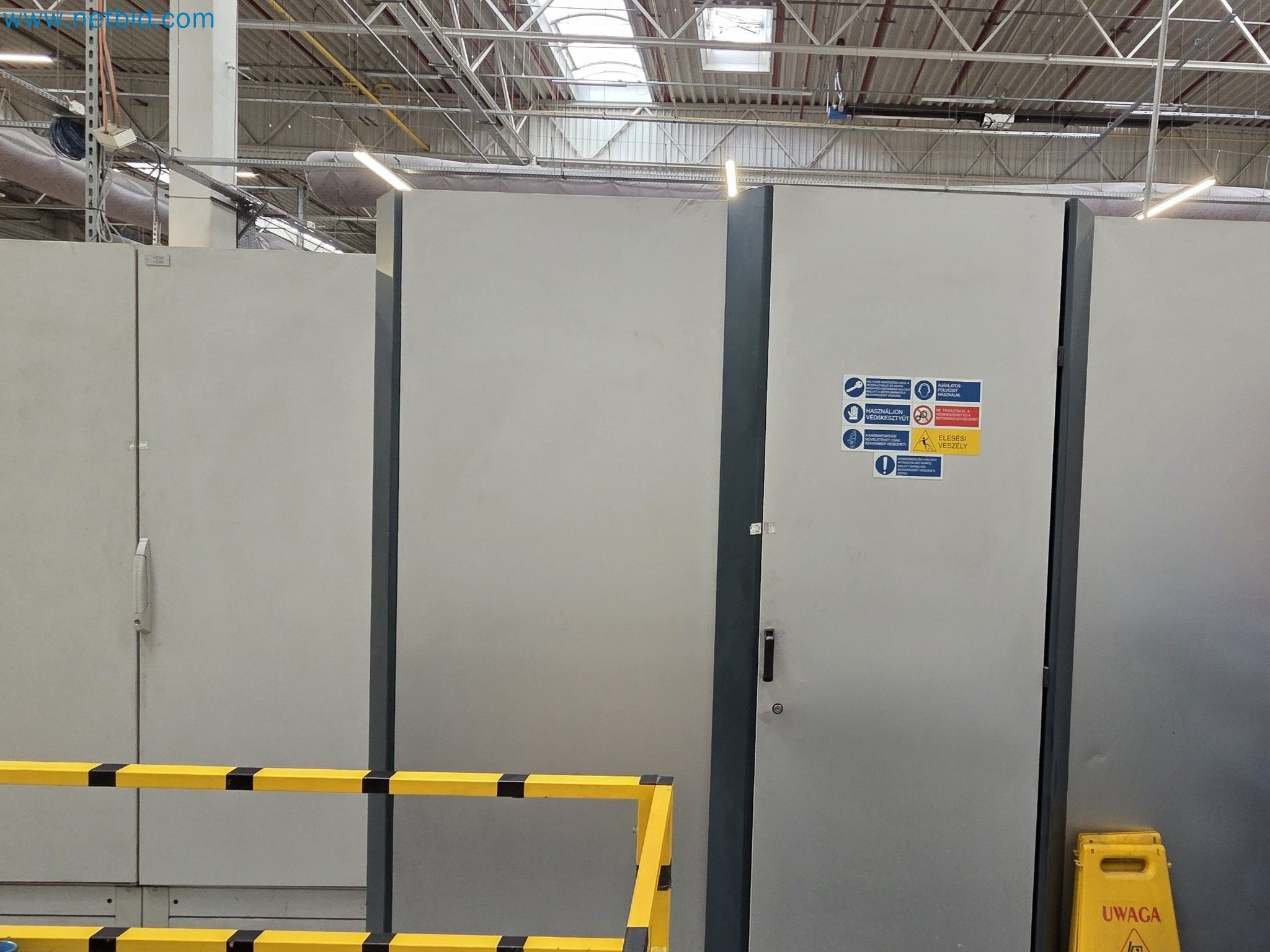 Automatic panel bending machine 
-39