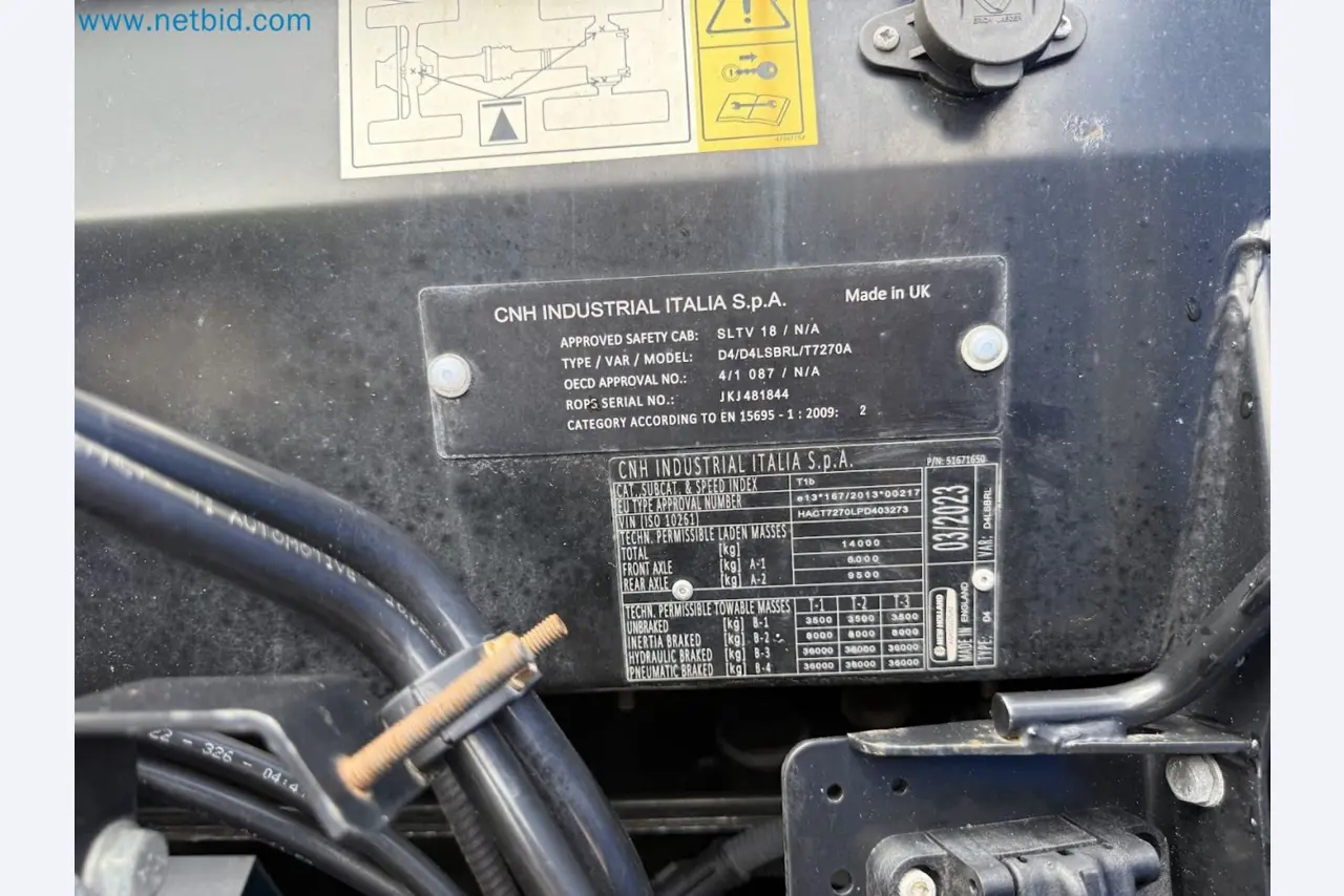 Agricultural tractor for professional use-10