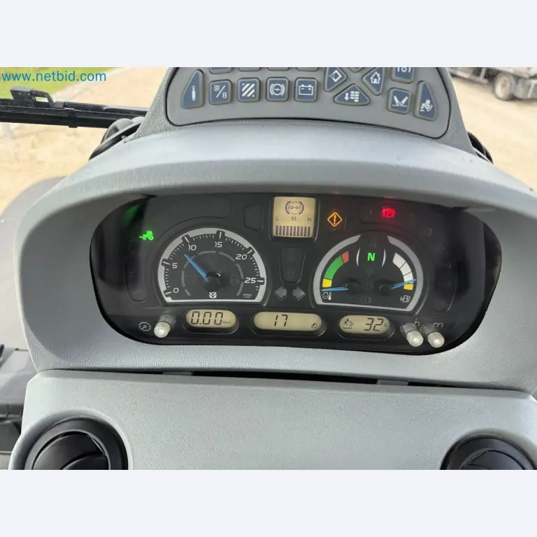 Agricultural tractor for professional use-29