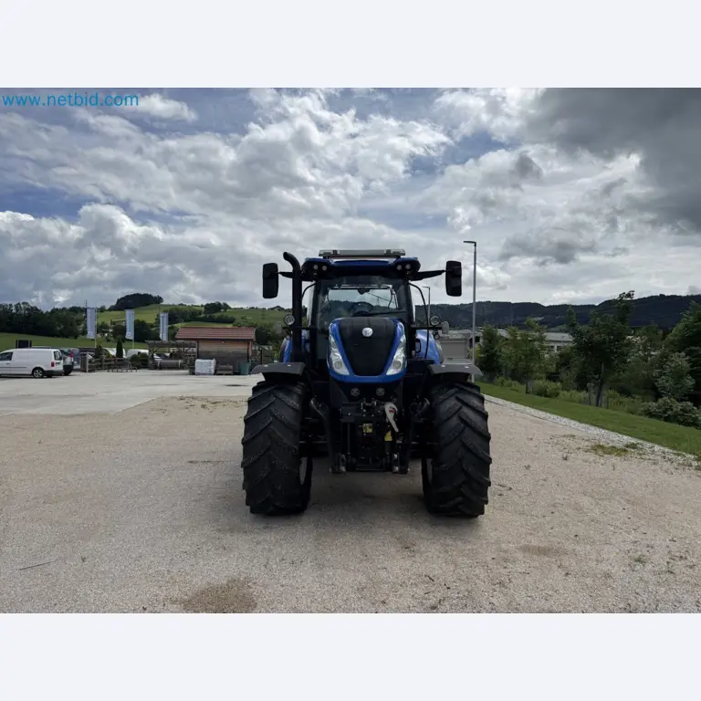 Agricultural tractor for professional use-2