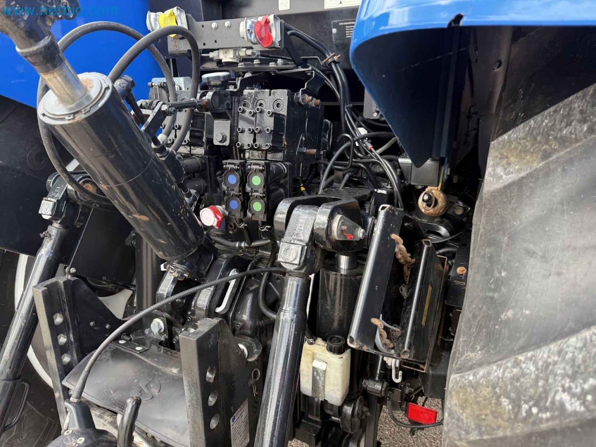Agricultural tractor for professional use-48