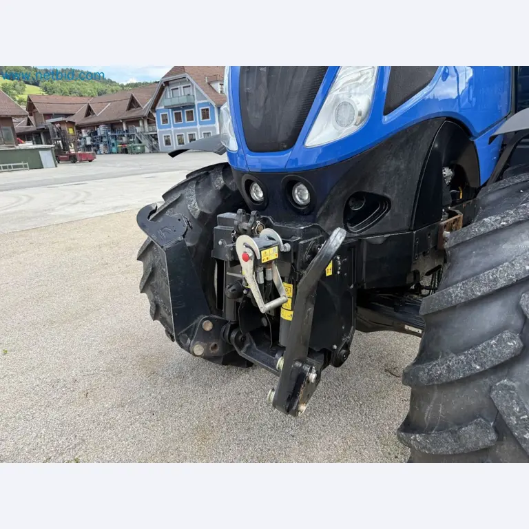 Agricultural tractor for professional use-51