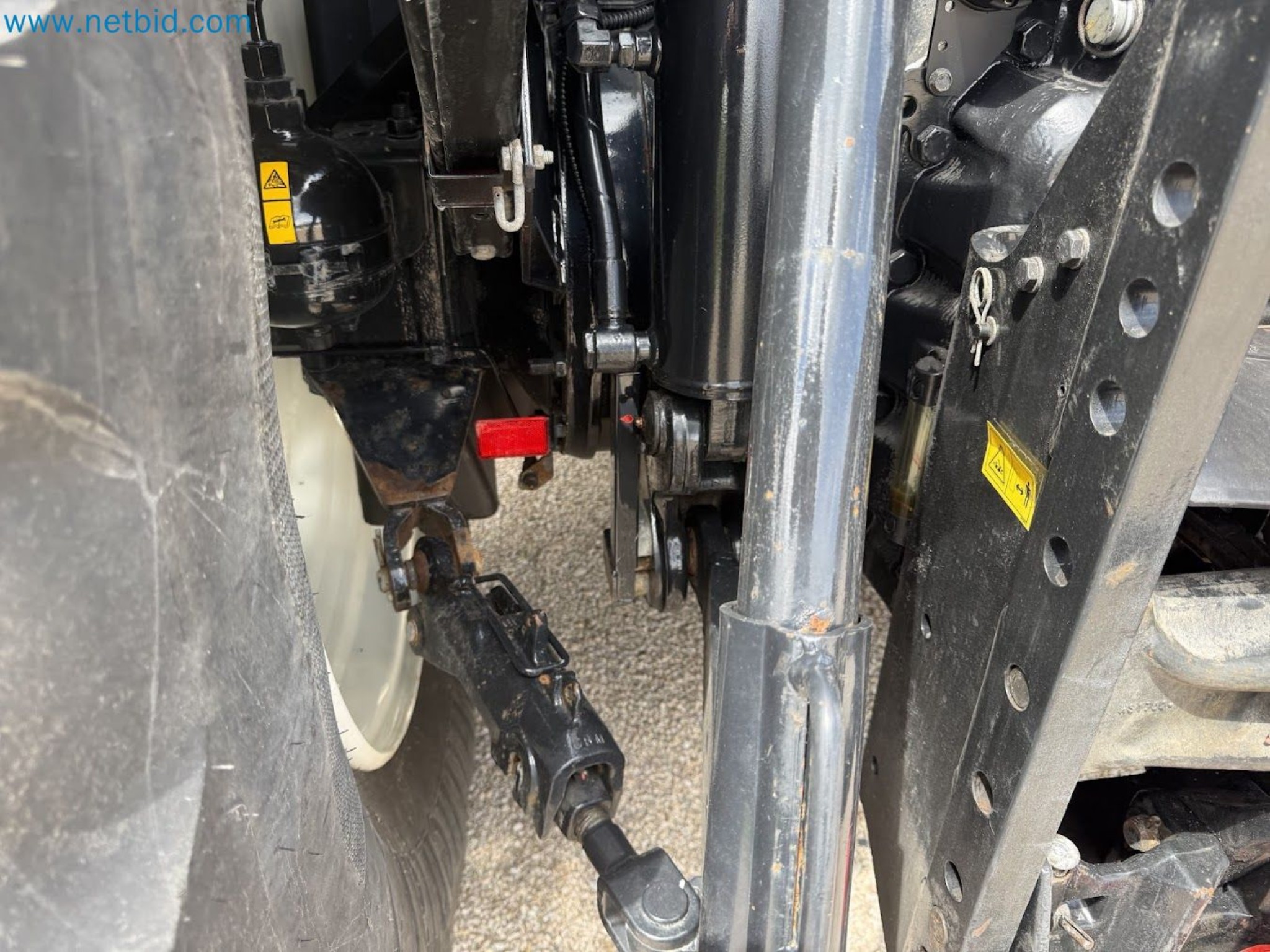 Agricultural tractor for professional use-72