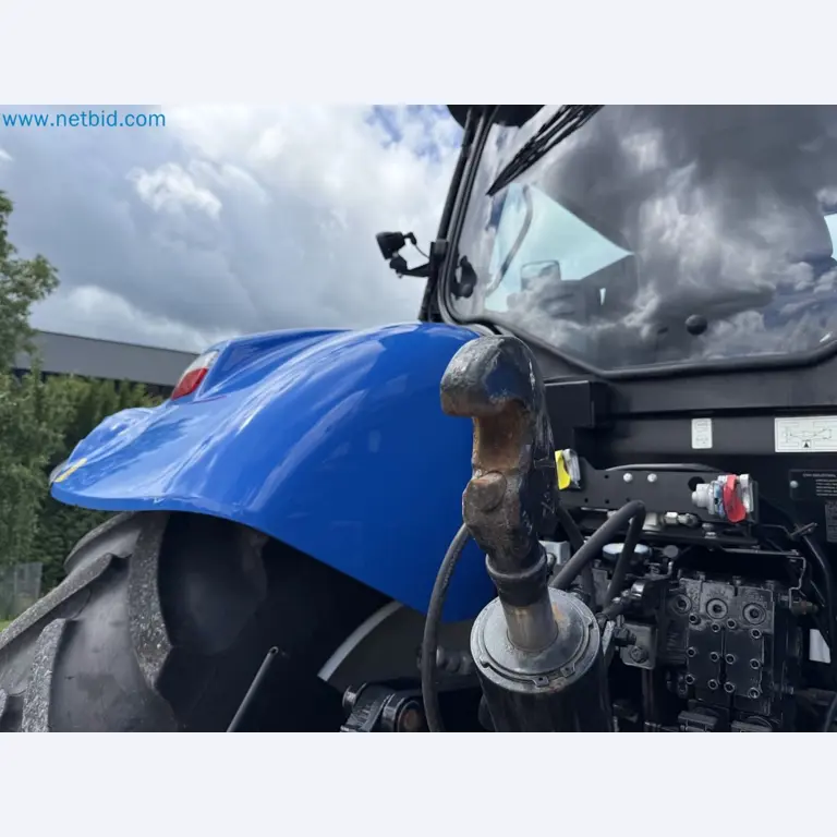 Agricultural tractor for professional use-76