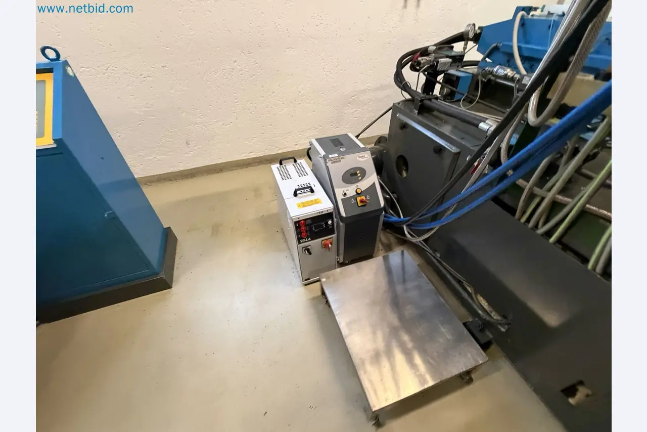Machinery and production equipment for plastics processing-12