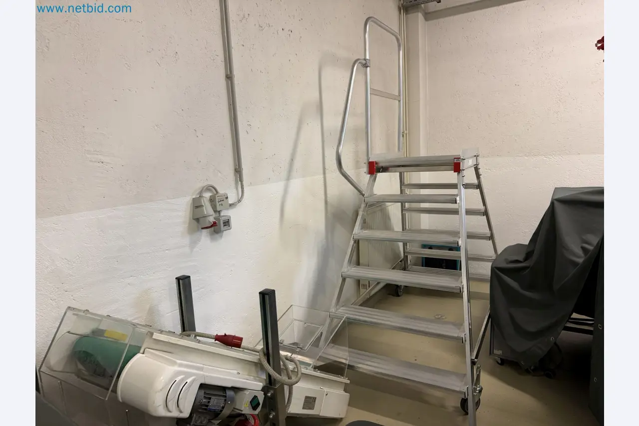 Machinery and production equipment for plastics processing-18