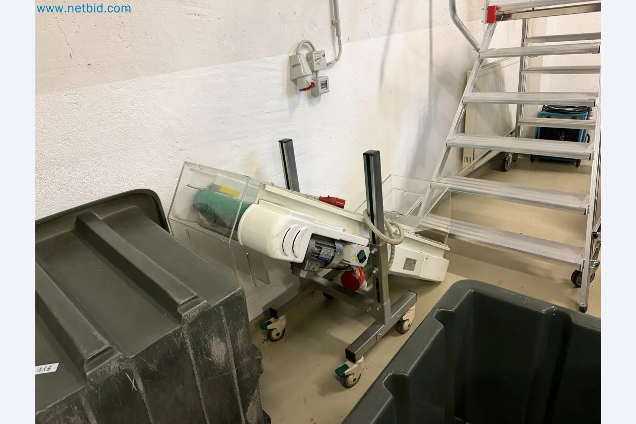 Machinery and production equipment for plastics processing-19