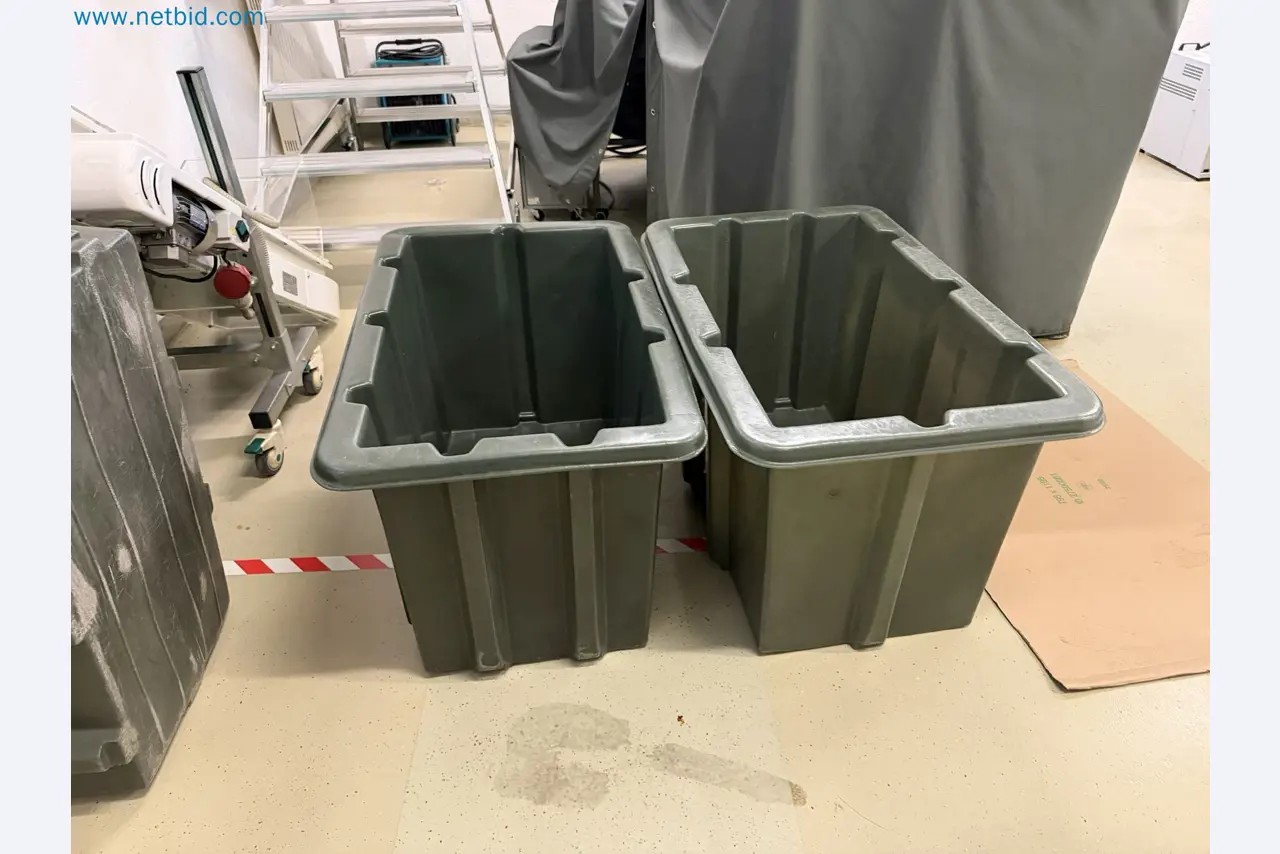 Machinery and production equipment for plastics processing-22