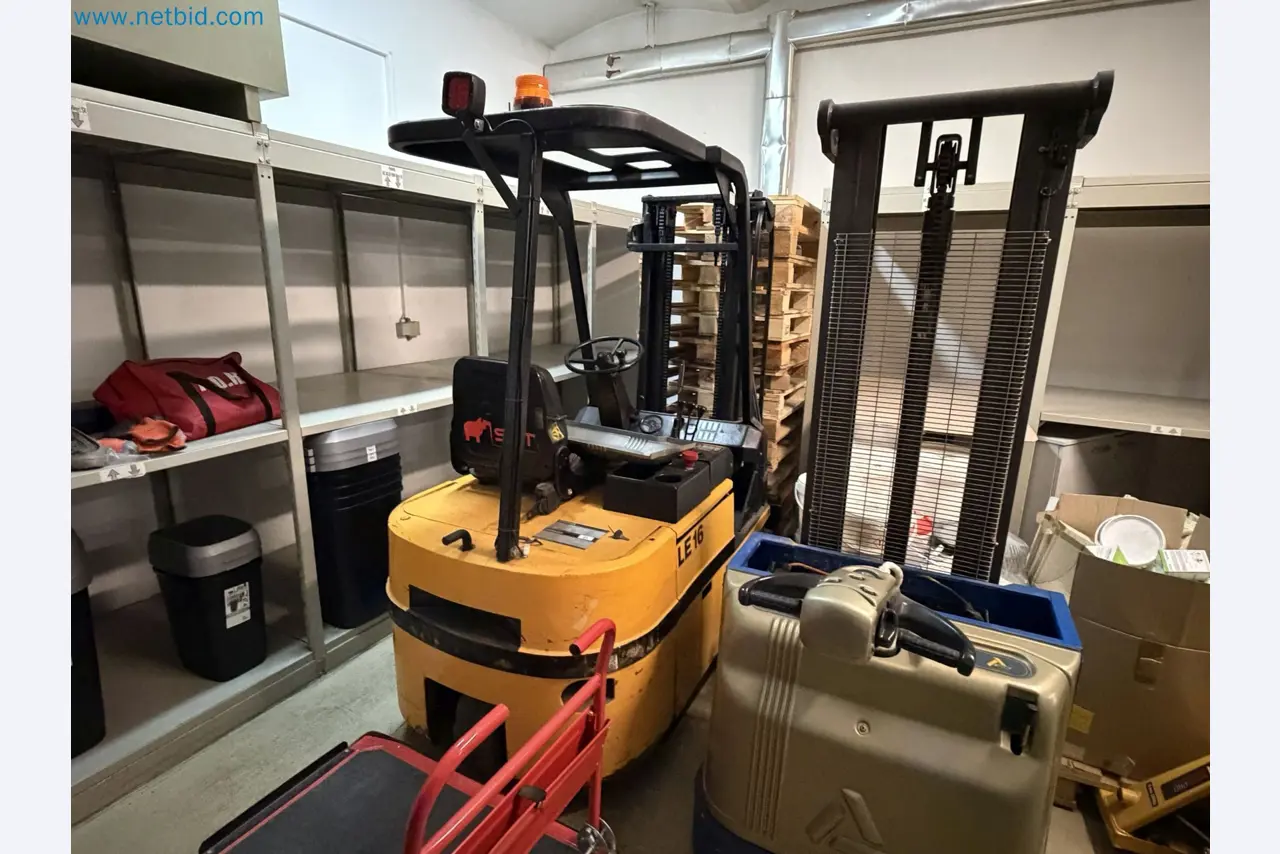 Machinery and production equipment for plastics processing-44