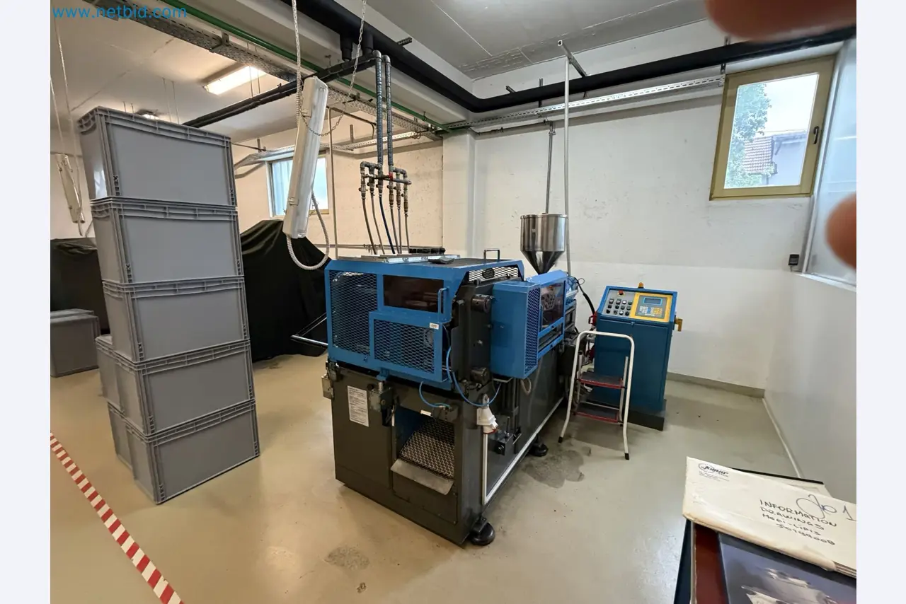 Machinery and production equipment for plastics processing-6