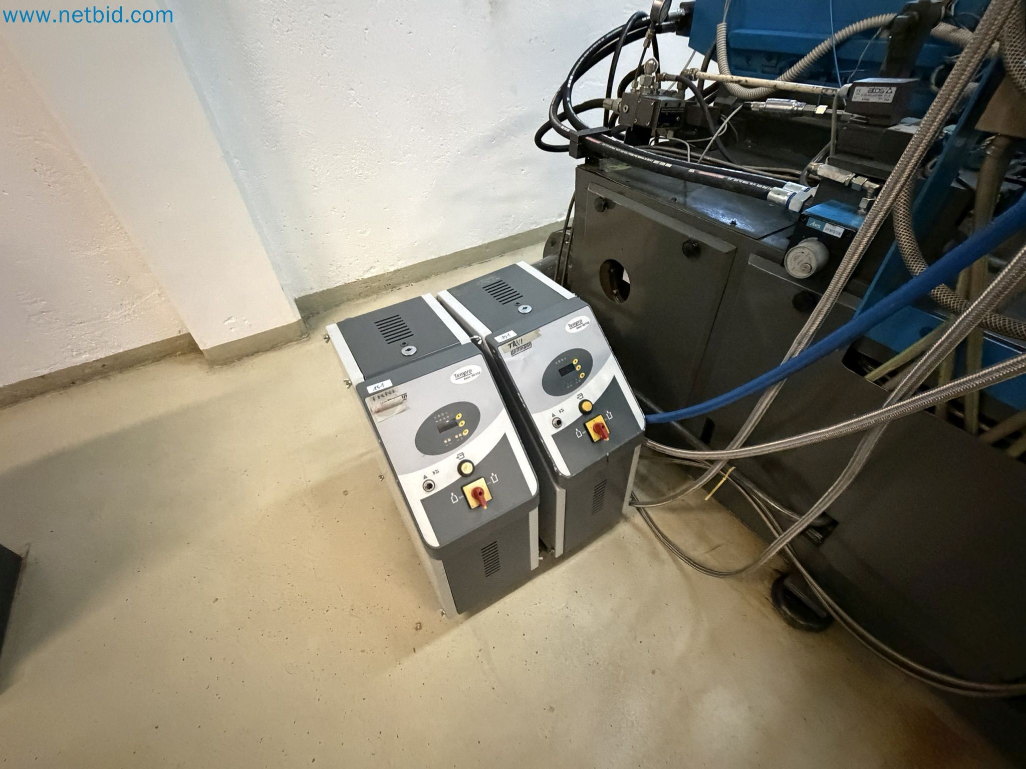 Machinery and production equipment for plastics processing-7