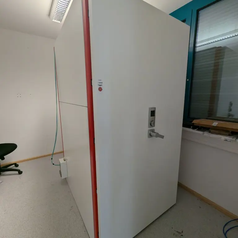 Air-Conditioned Server Cabinet CANCOM BIG IT-Shelter 42HE 2-door,