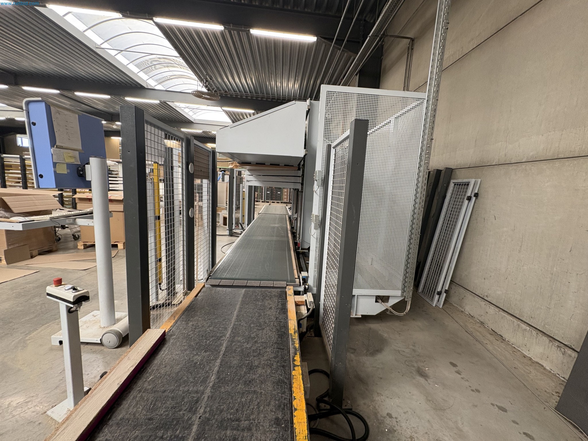 Complete furniture production

-103