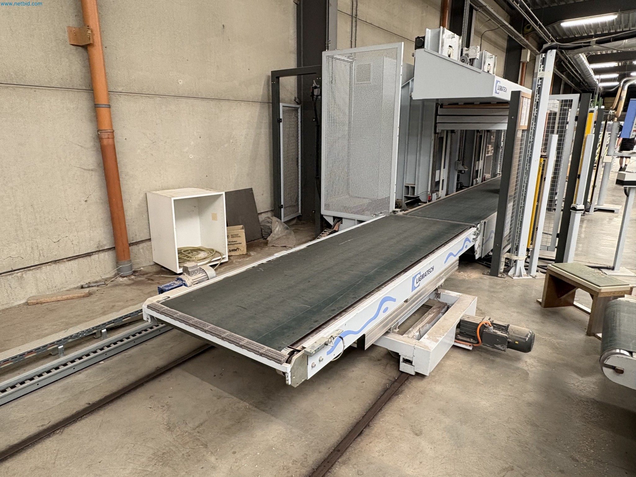 Complete furniture production

-107