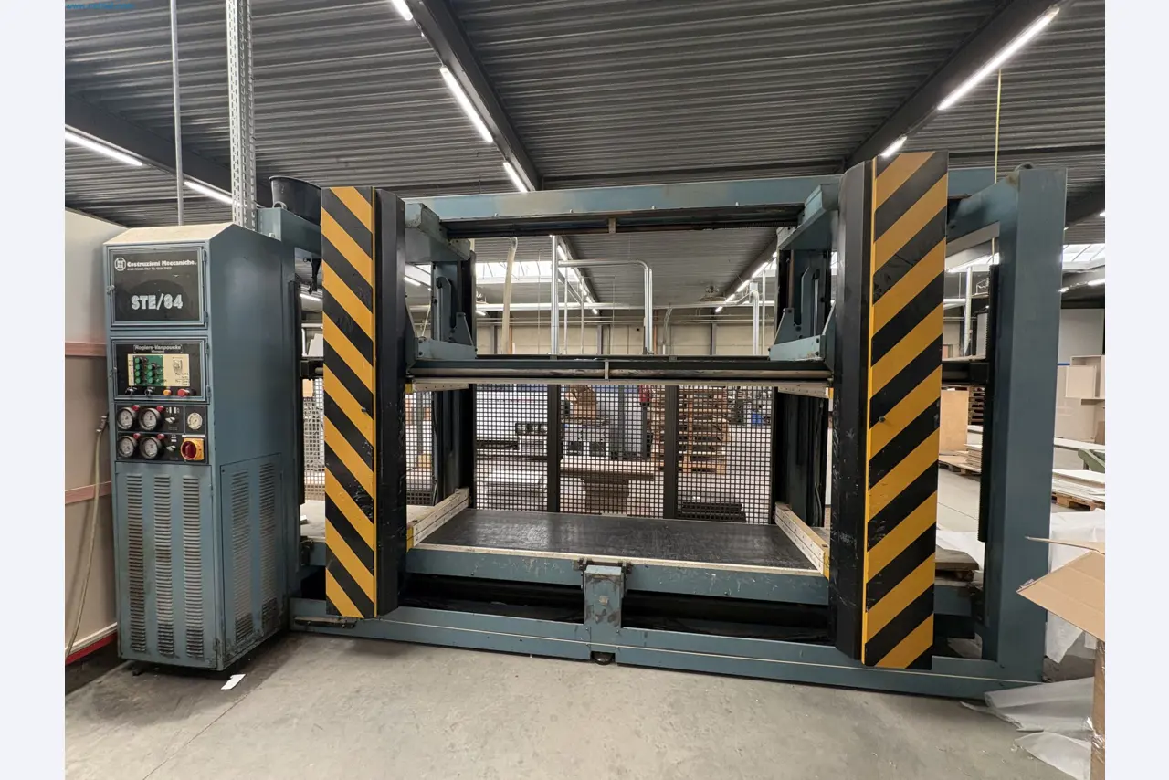 Complete furniture production
-109