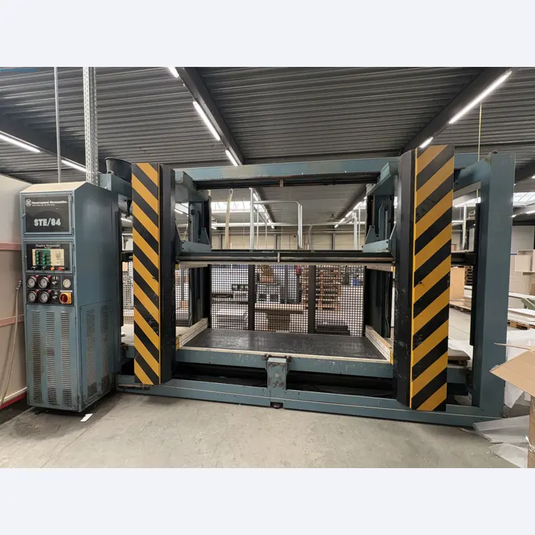 Complete furniture production
-109
