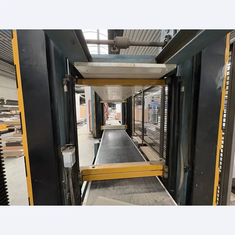 Complete furniture production
-110